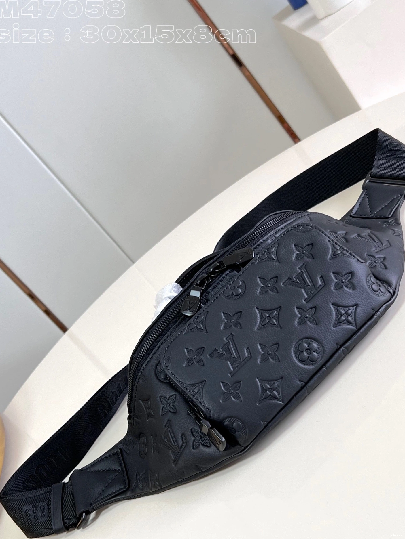 First bag ru Rush Bumbag-30*15*8CM LOUIS VUITTON 0710